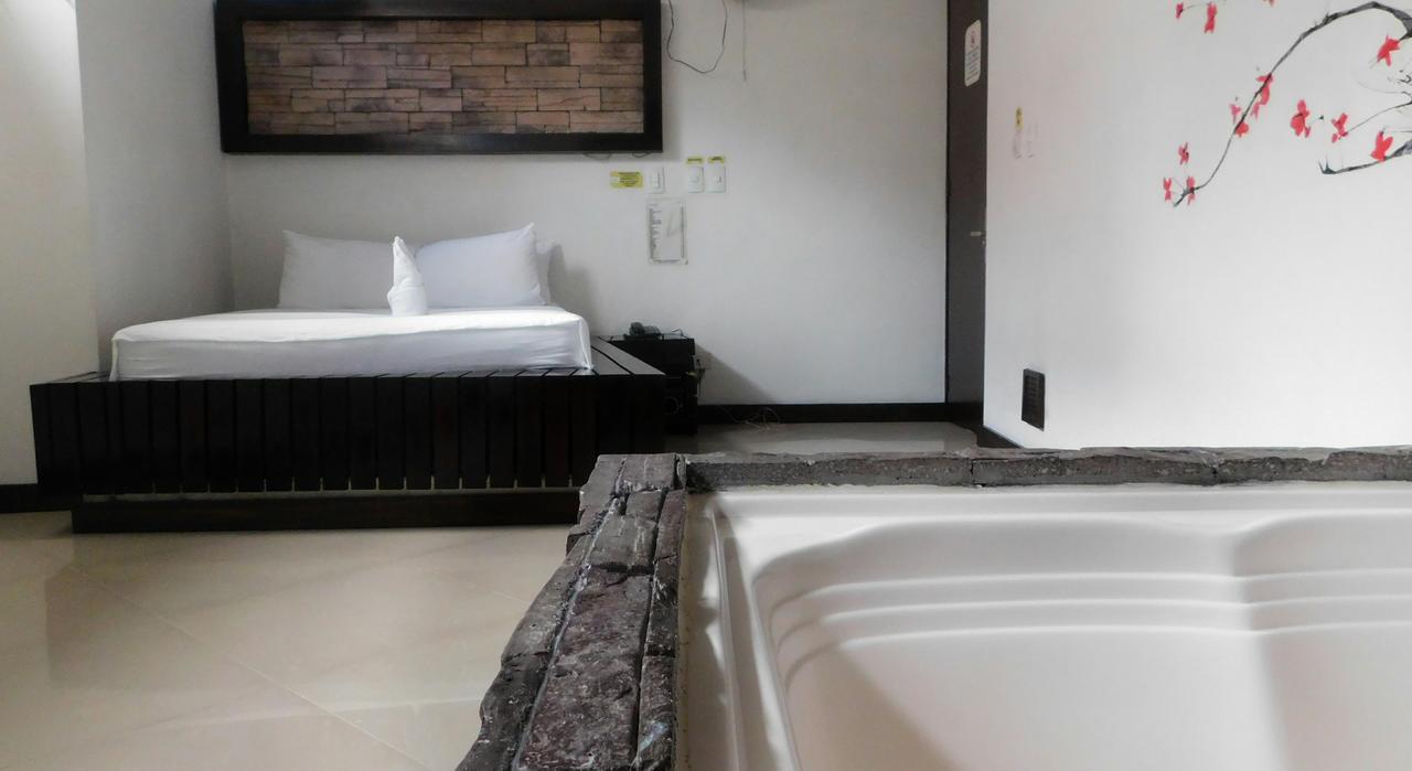 Hotel Kong メデジン エクステリア 写真
